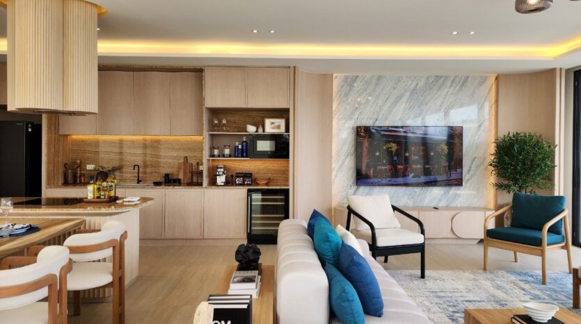 Beachfront Luxury Home for Sale in Cha-Am