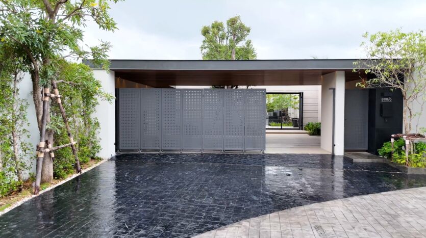 Beachfront Luxury Home for Sale in Cha-Am