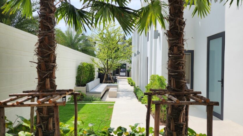 Beachfront Luxury Home for Sale in Cha-Am