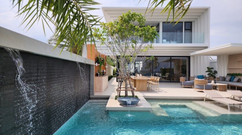 Beachfront Luxury Home for Sale in Cha-Am